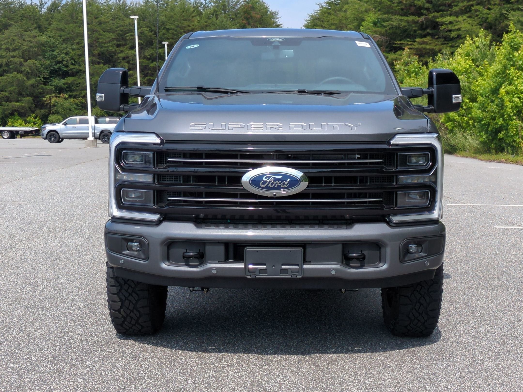 2026 Ford Super Duty F-250 SRW Platinum Tremor