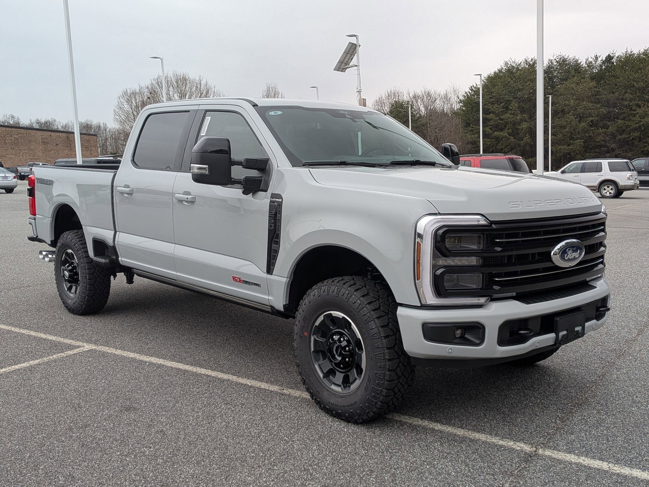 2026 Ford Super Duty F-250 SRW Platinum Tremor