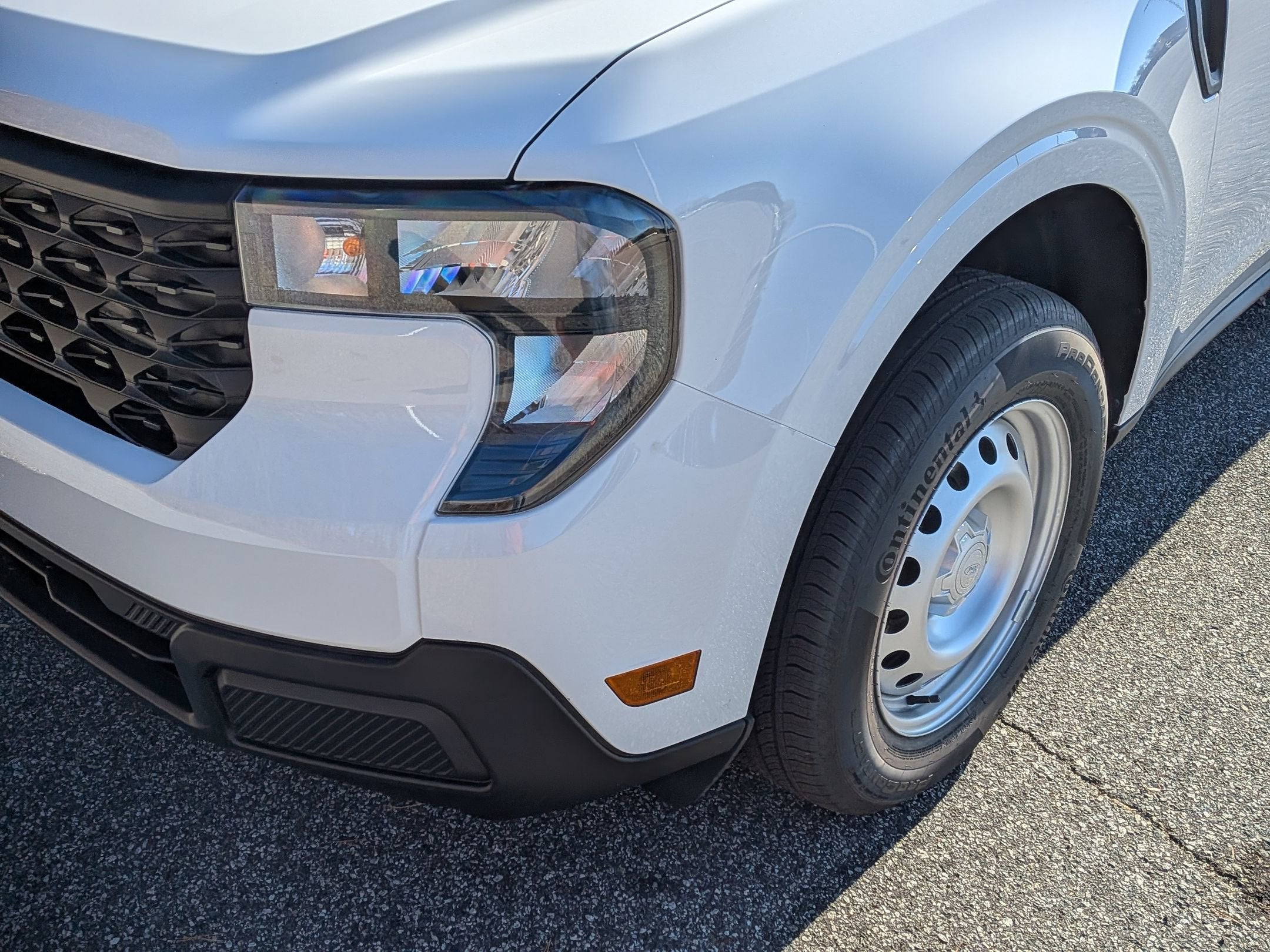 2025 Ford Maverick XL