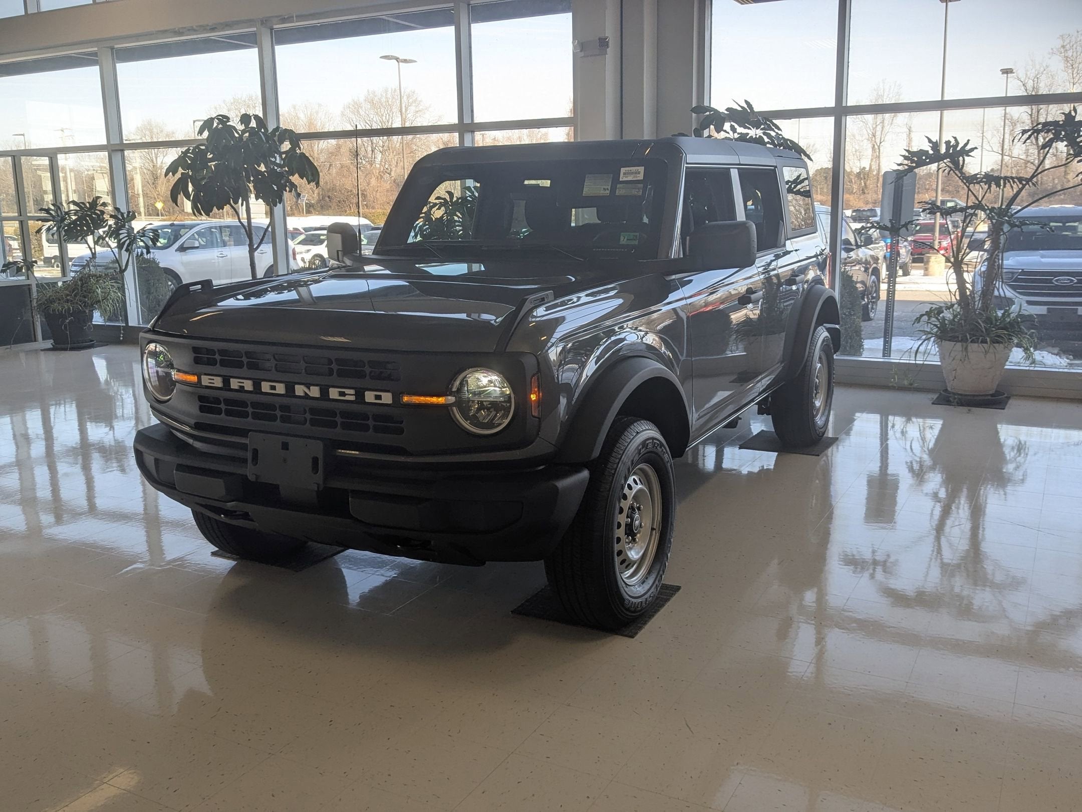 2025 Ford Bronco Base