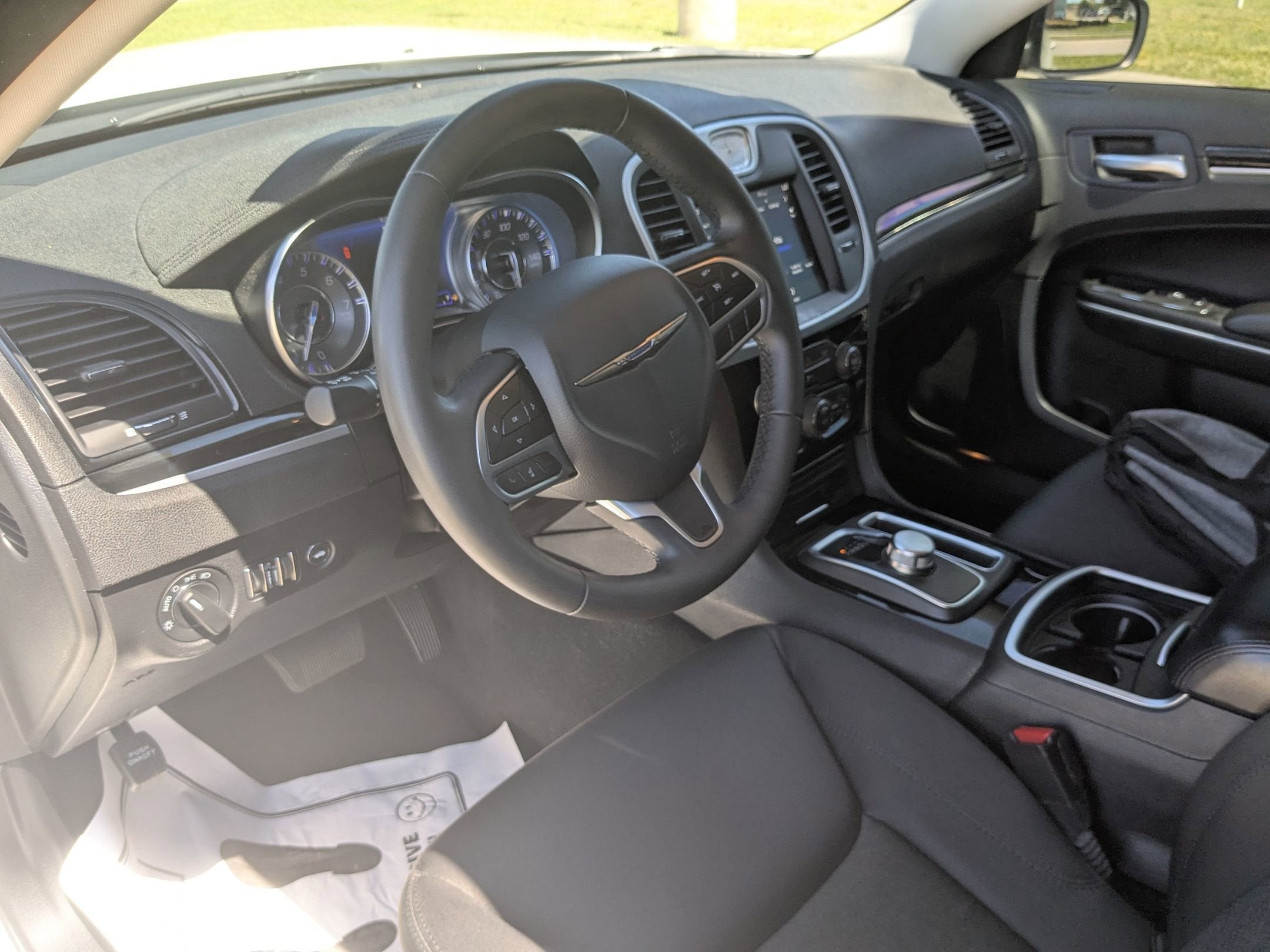 2023 Chrysler 300 Touring