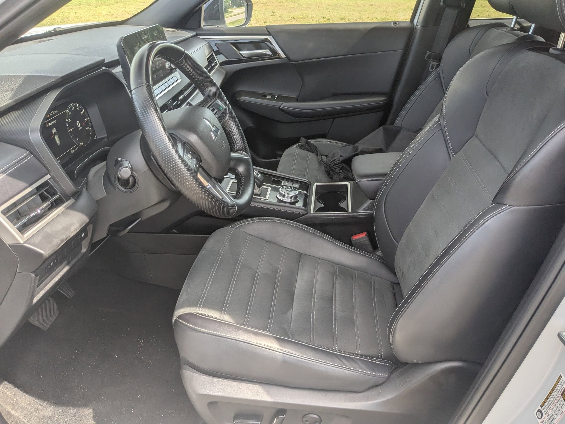 2024 Mitsubishi Outlander SE Black Edition
