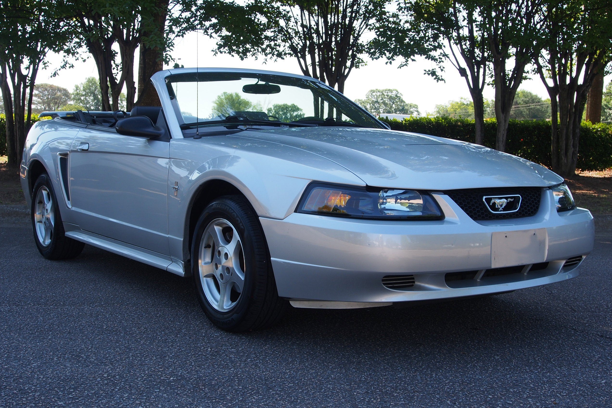 2003 Ford Mustang V6
