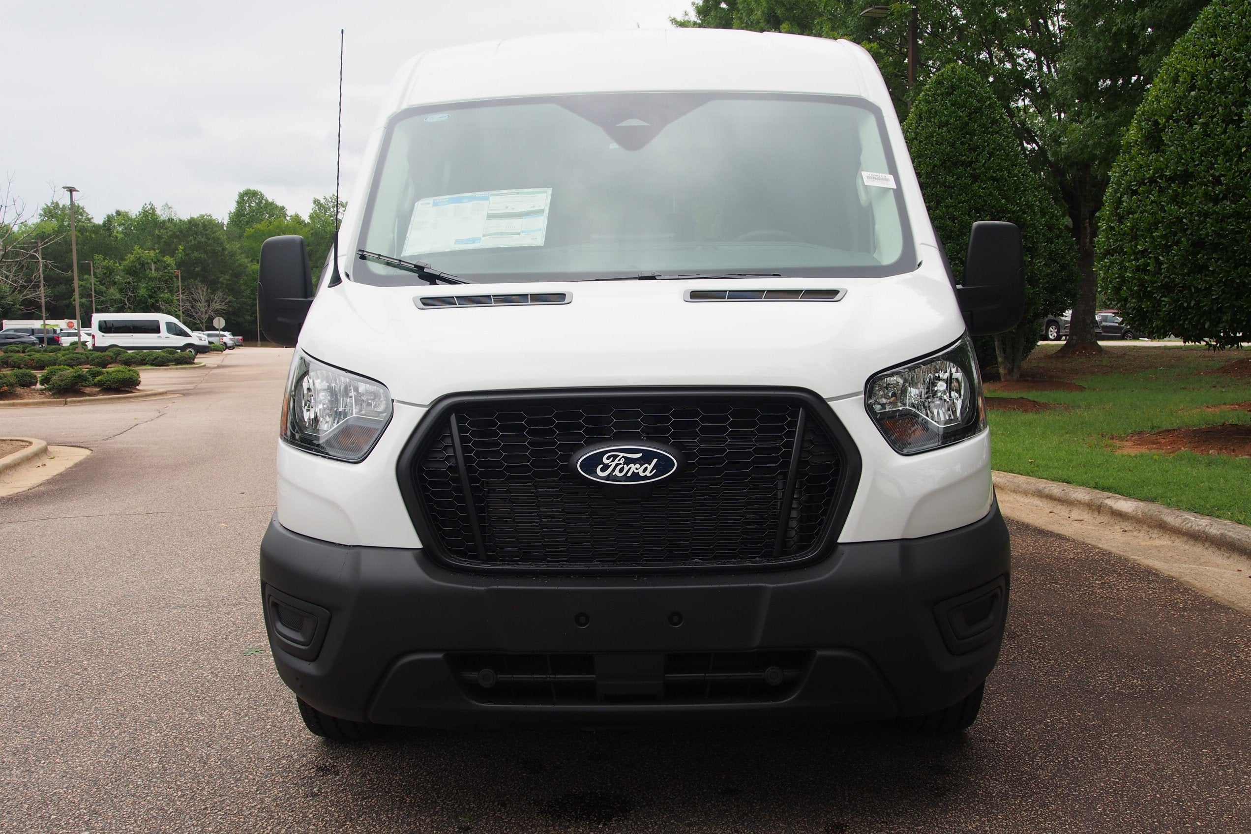 2026 Ford Transit Passenger Wagon XL