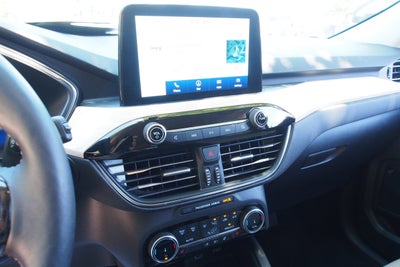 2022 Ford Escape Titanium Hybrid