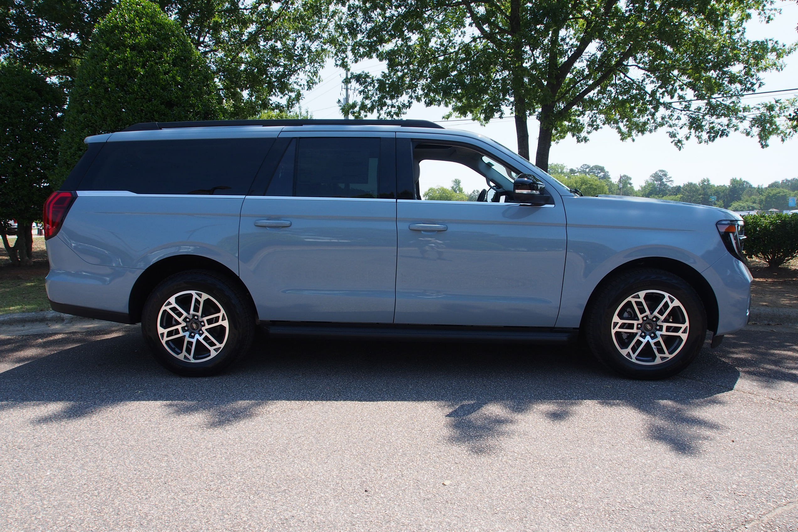 2026 Ford Expedition Max Active