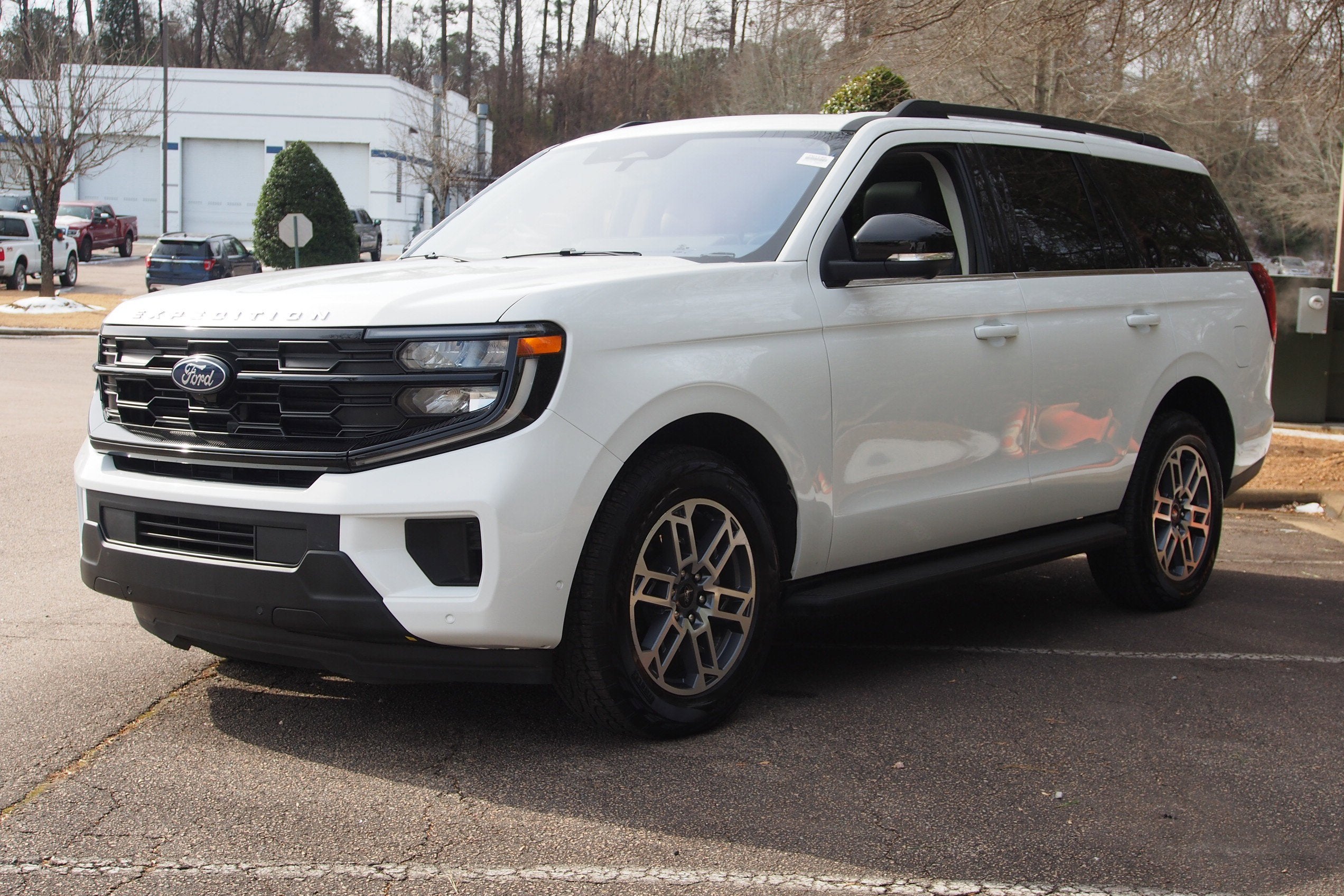 2025 Ford Expedition Active