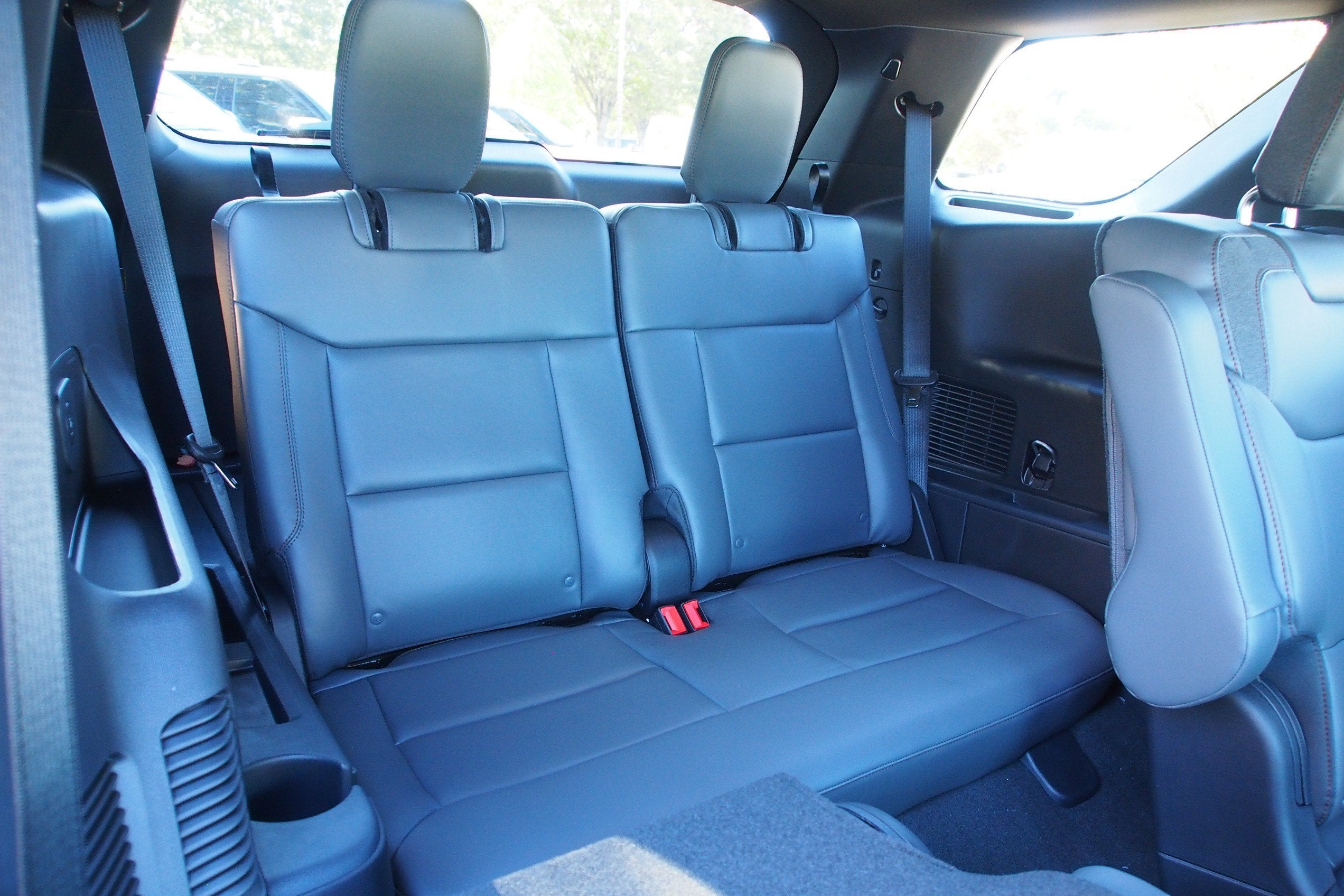 2027 Ford Explorer Active w/200A Pkg
