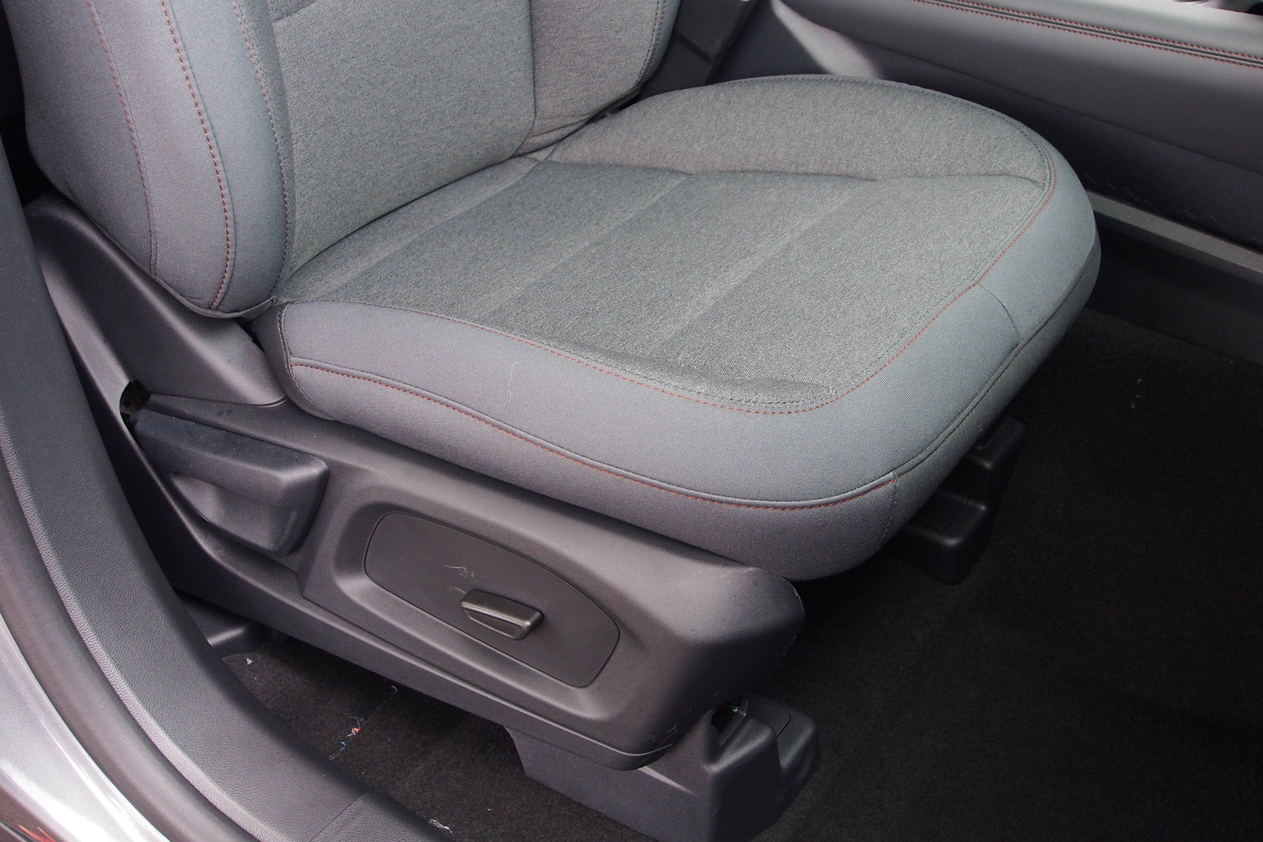 2025 Ford Explorer Active - Crossroads Courtesy Demo