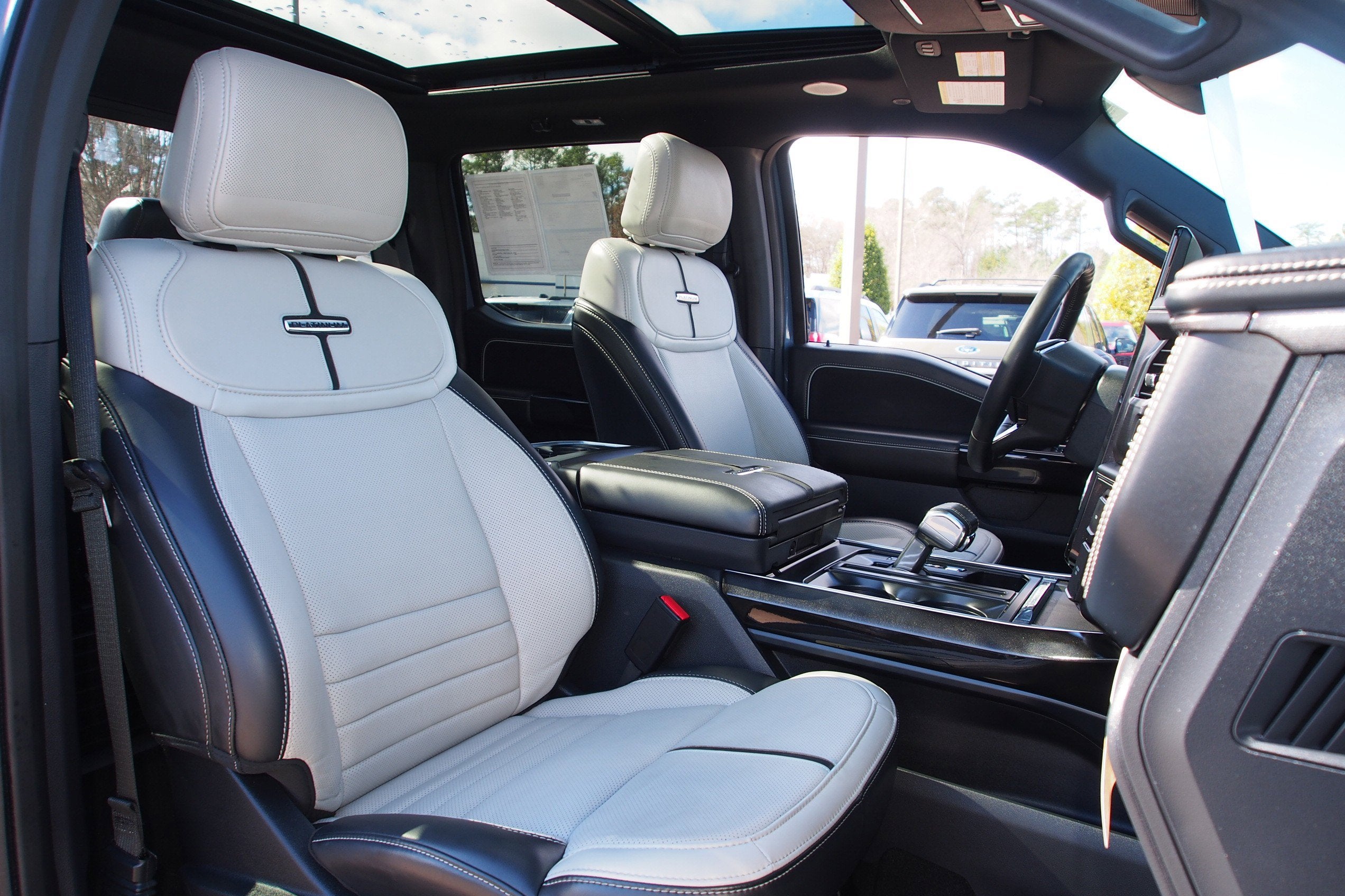 2023 Ford F-150 Lightning Platinum