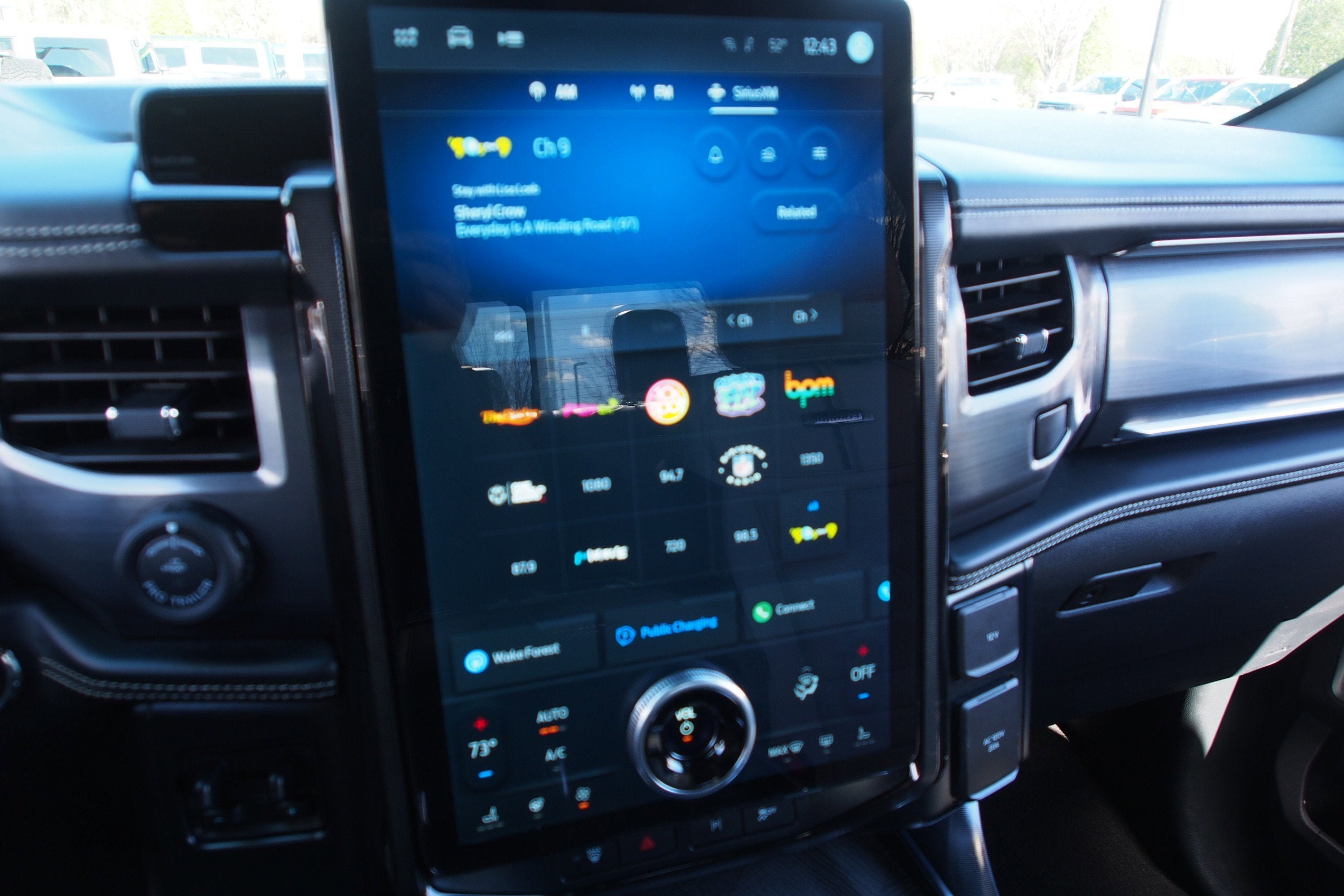 2023 Ford F-150 Lightning Platinum