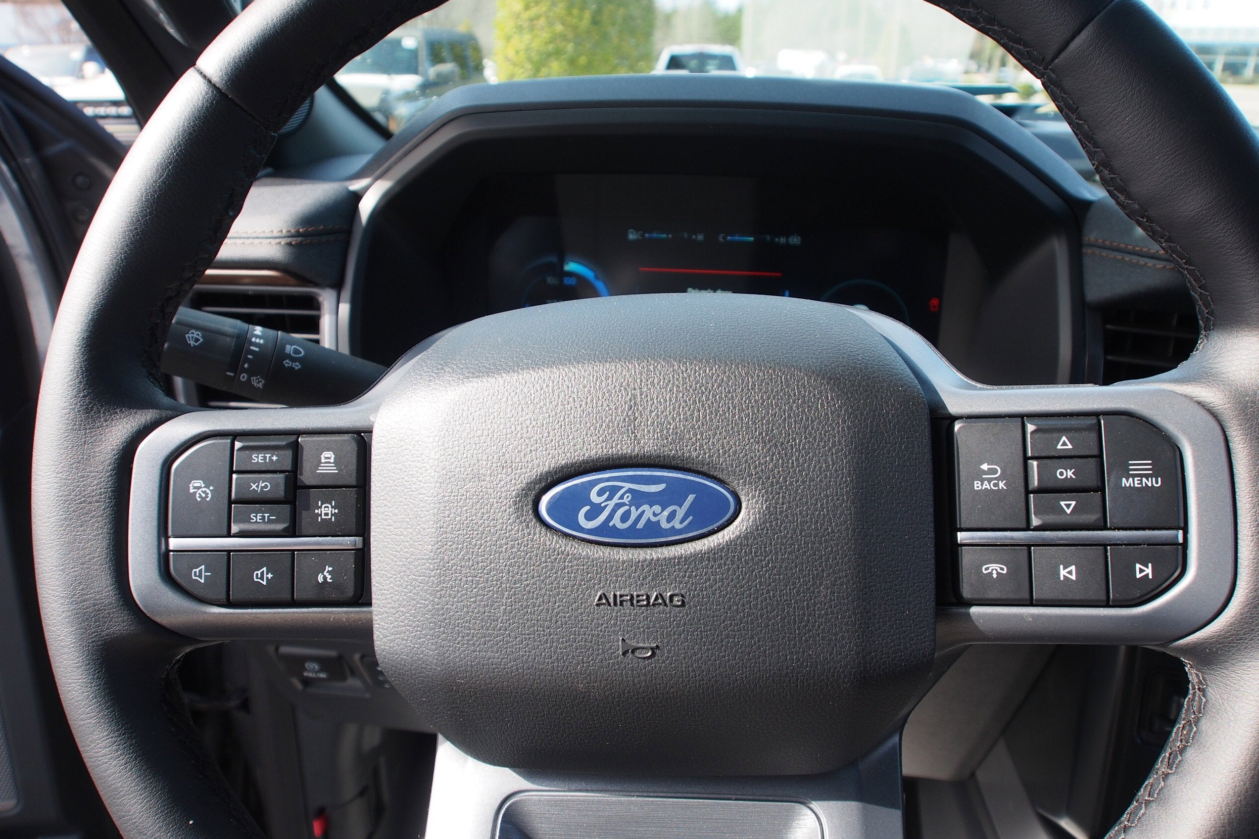 2025 Ford F-150 Lightning LARIAT