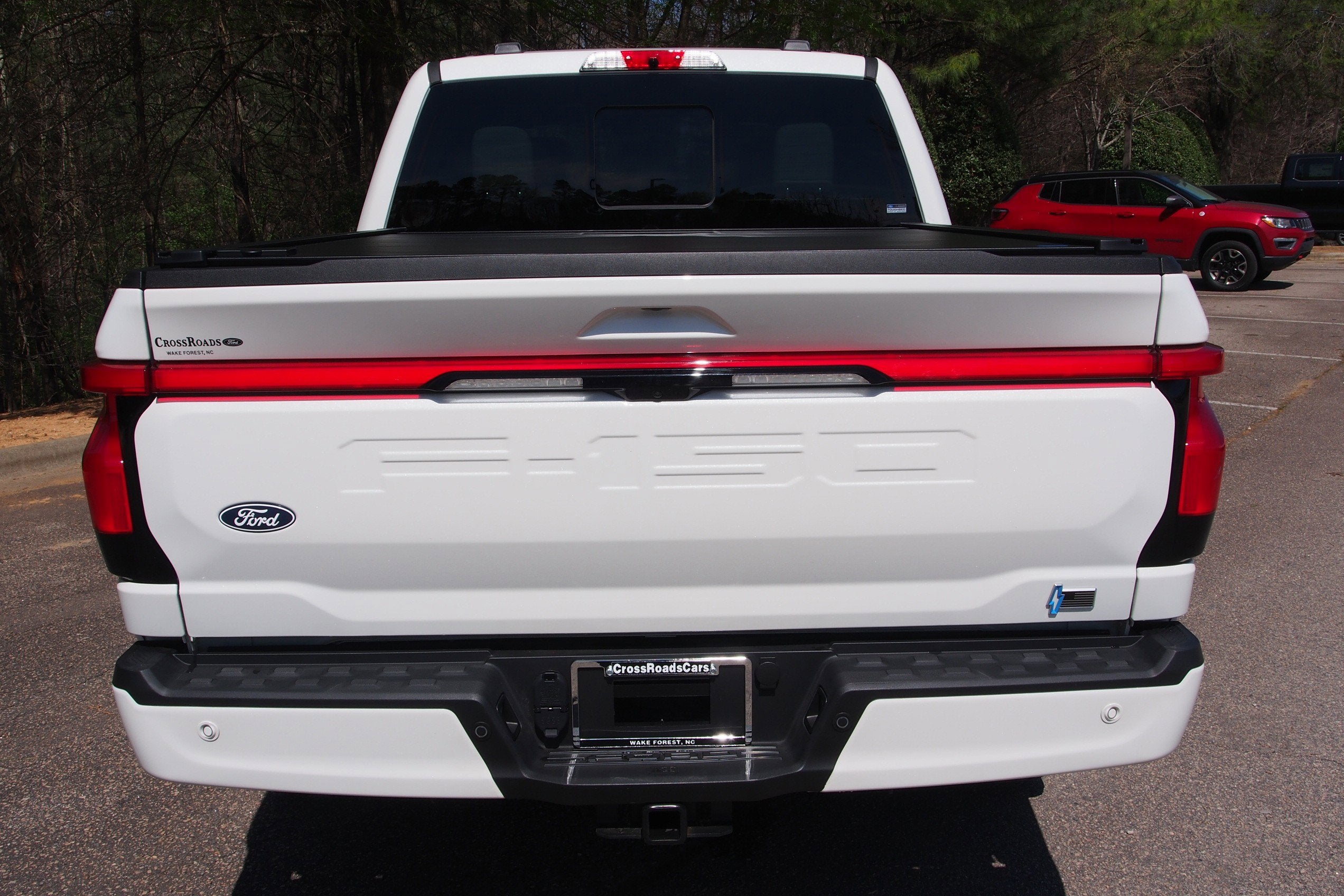 2025 Ford F-150 Lightning Platinum