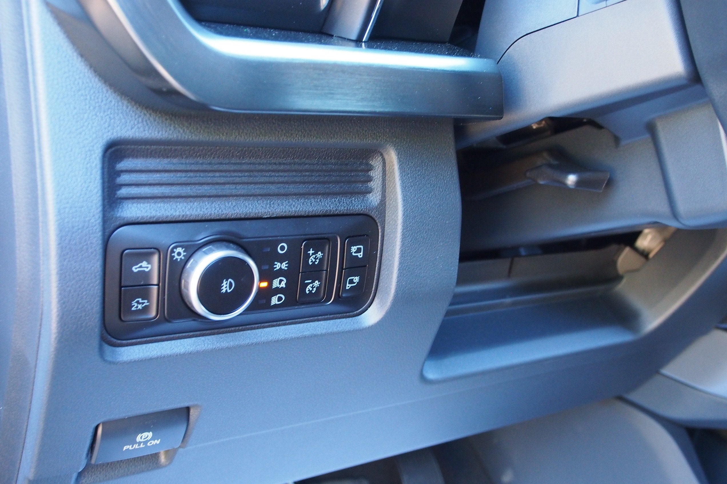 2027 Ford Super Duty F-250 SRW LARIAT