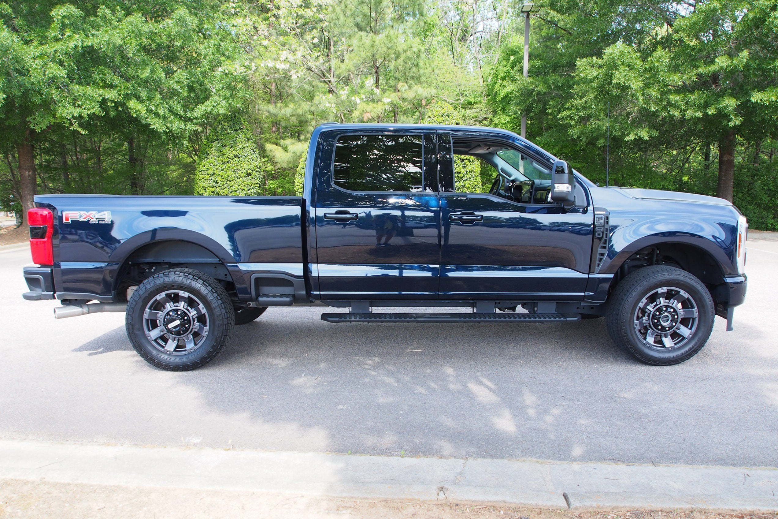2024 Ford Super Duty F-250 SRW LARIAT