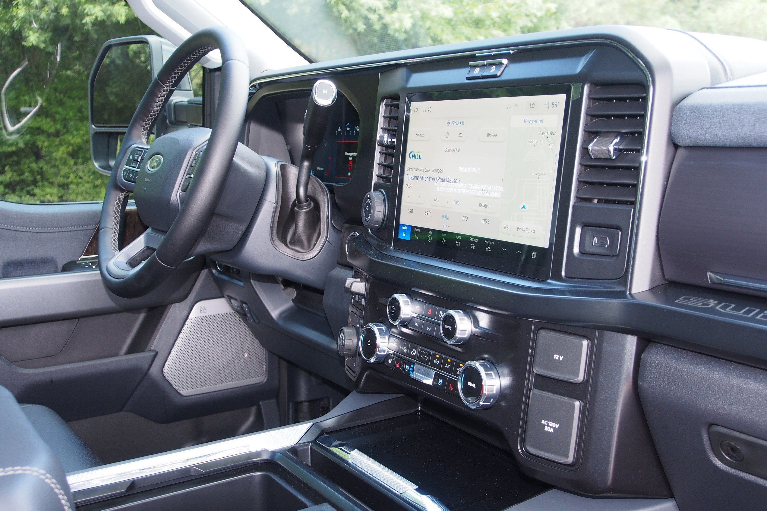 2025 Ford Super Duty F-350 SRW LARIAT