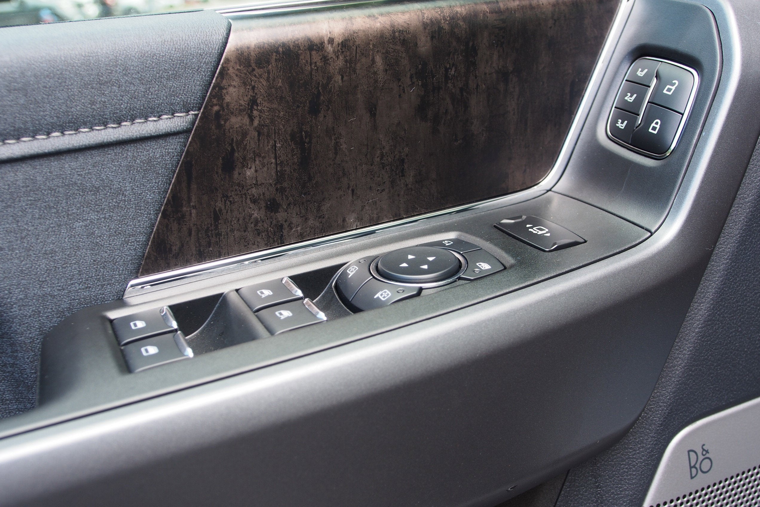 2025 Ford Super Duty F-350 SRW LARIAT