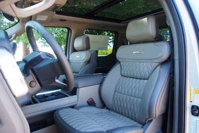 2026 Ford Super Duty F-350 DRW Platinum