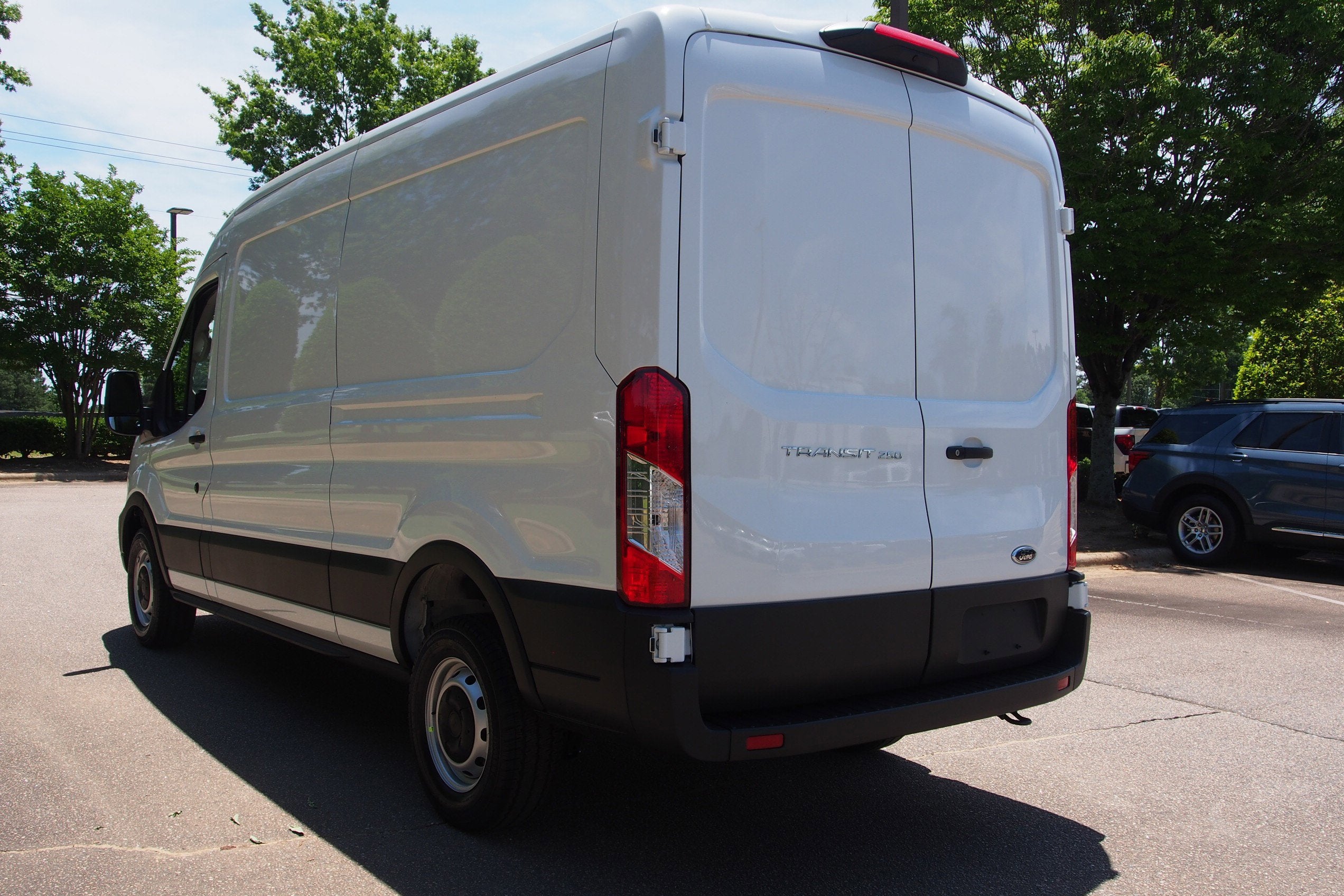 2025 Ford Transit Cargo Van Base