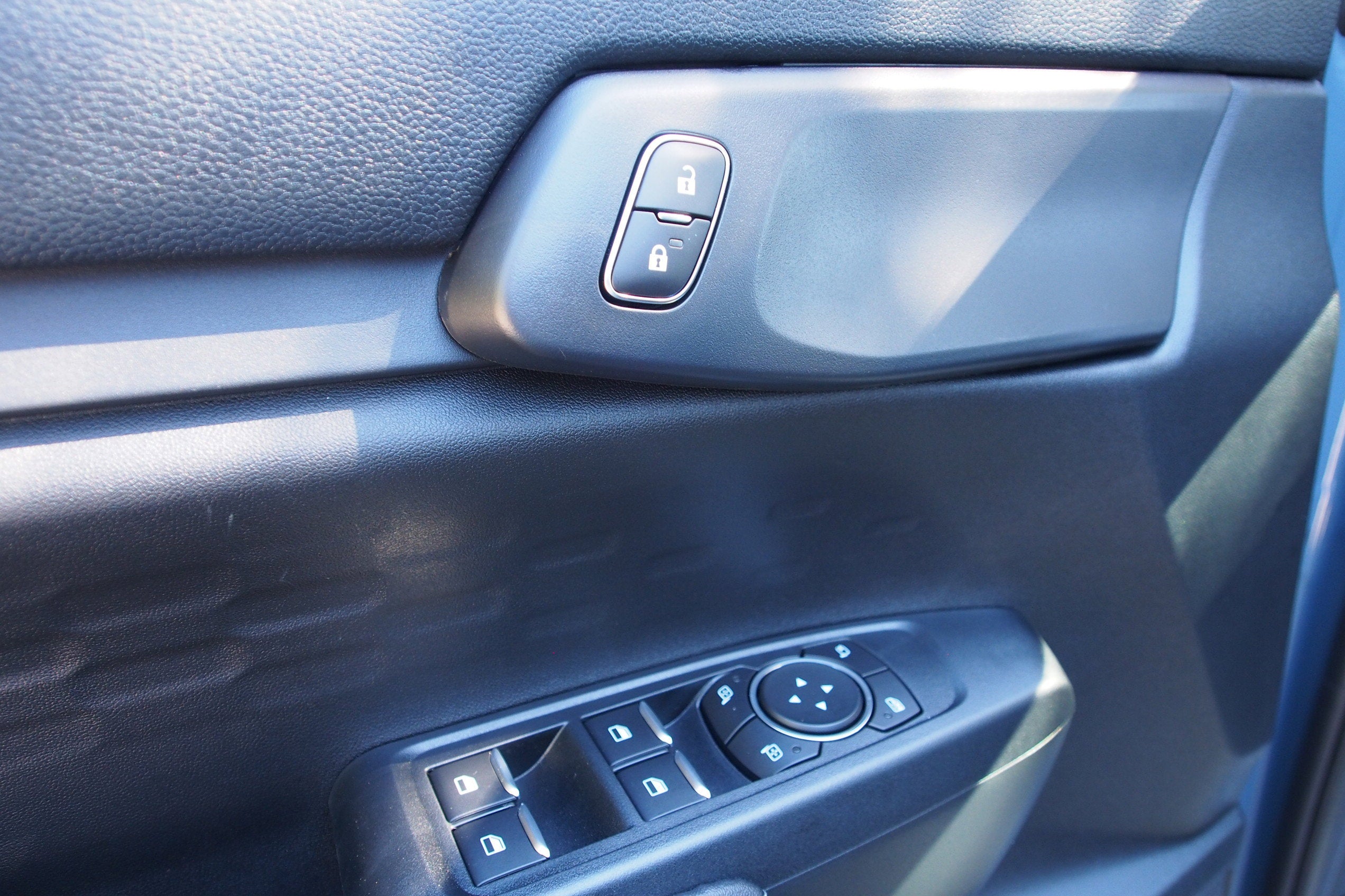 2025 Ford Ranger XLT - Crossroads Courtesy Demo