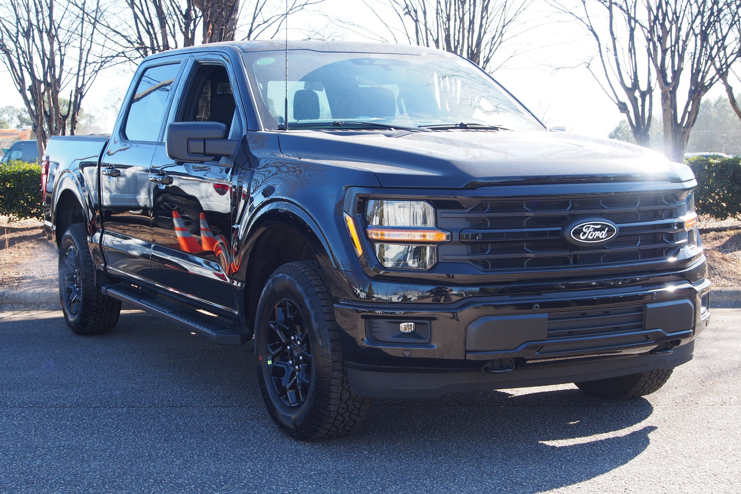 2026 Ford F-150 XLT - Crossroads Courtesy Demo