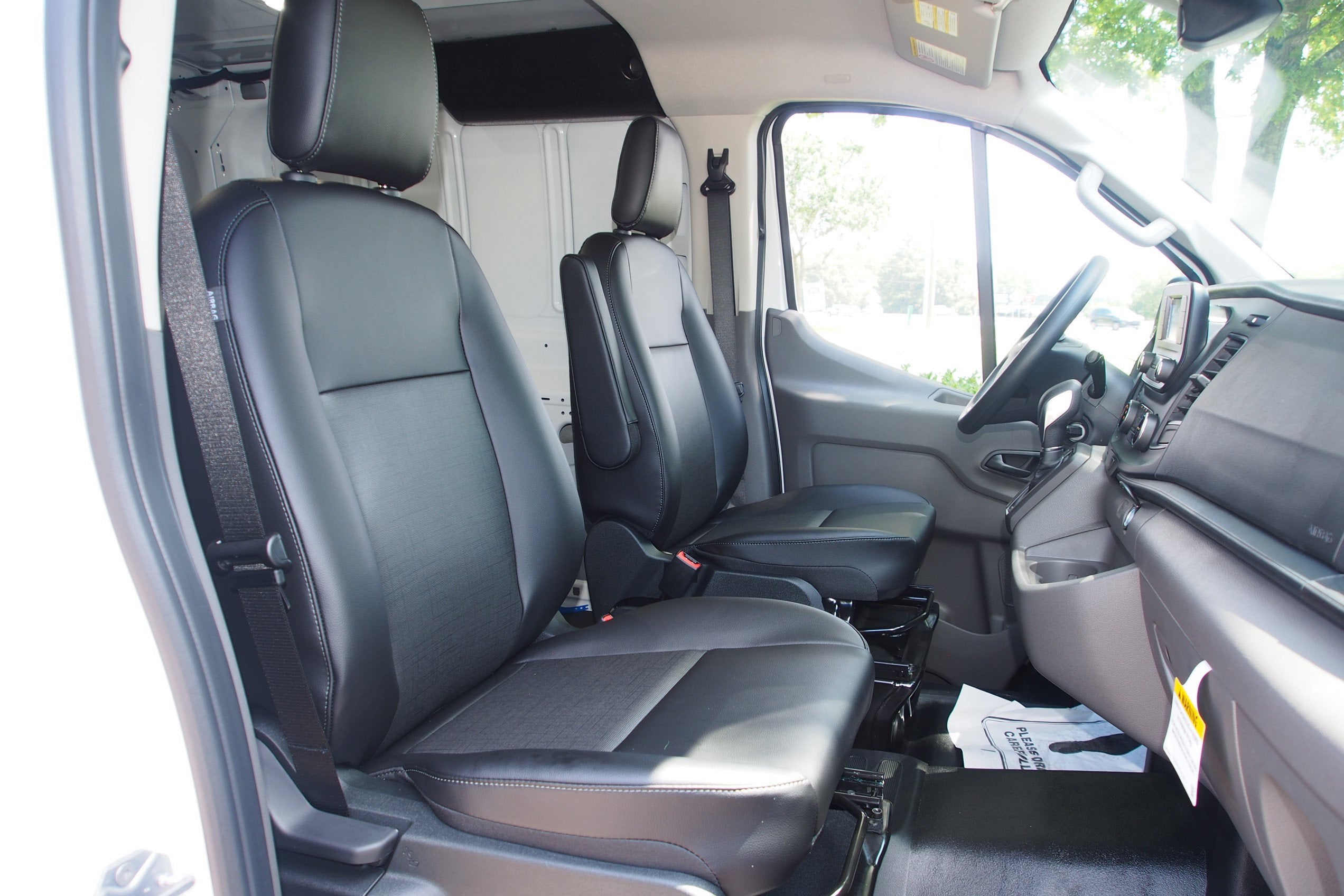 2025 Ford Transit Cargo Van Base