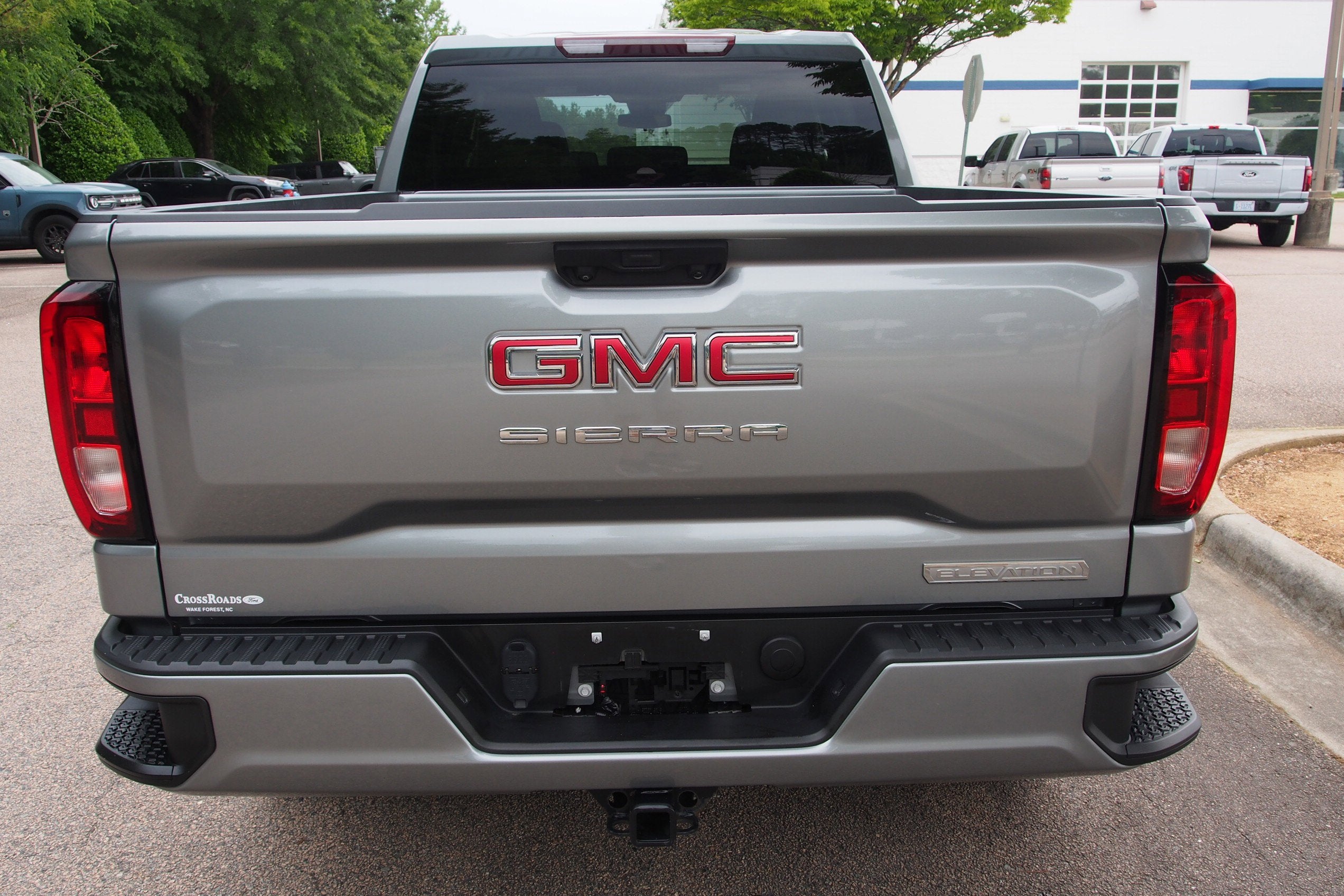 2023 GMC Sierra 1500 Elevation
