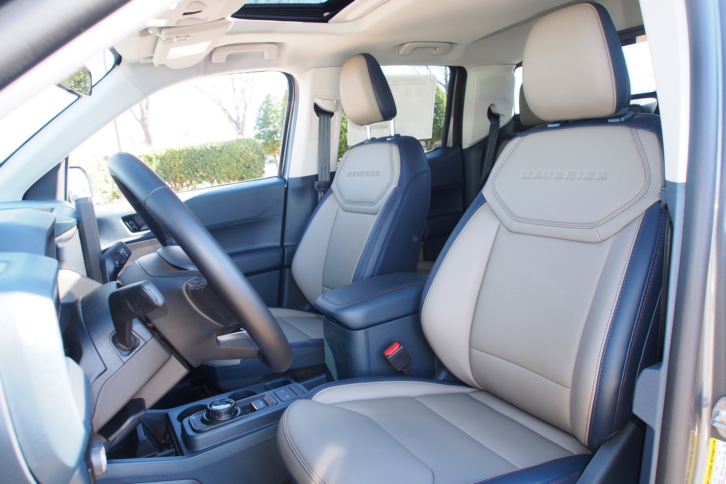 2026 Ford Maverick LARIAT