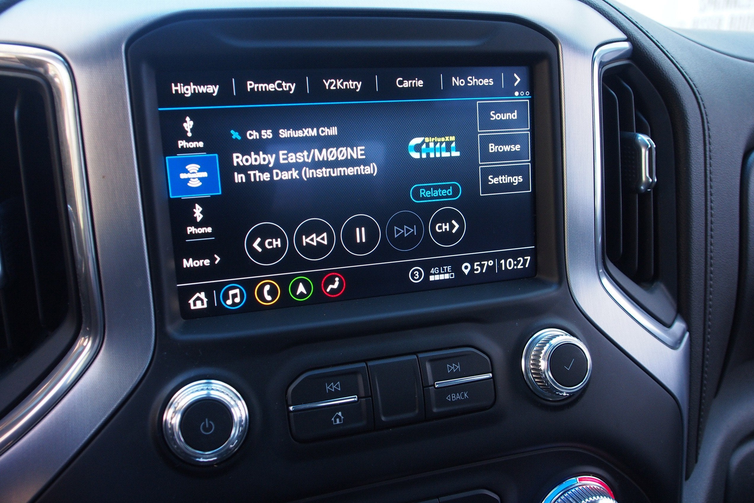 2020 GMC Sierra 1500 SLT