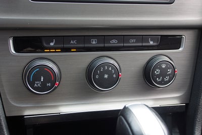 2017 Volkswagen Golf SE