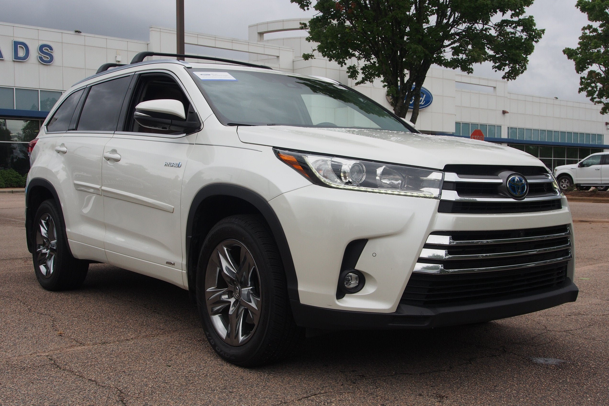 2019 Toyota Highlander Hybrid Limited Platinum