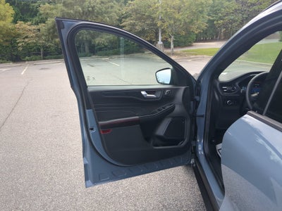 2024 Ford Escape ST-Line Select