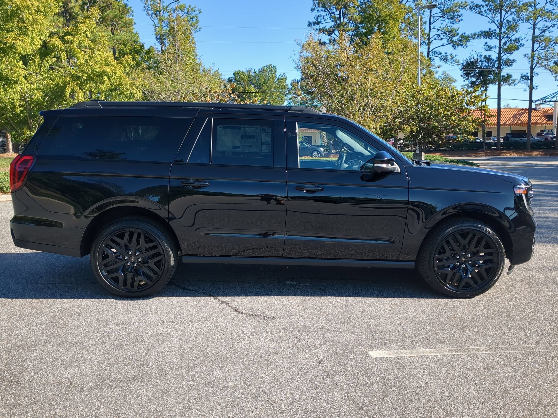 2027 Ford Expedition Max Platinum