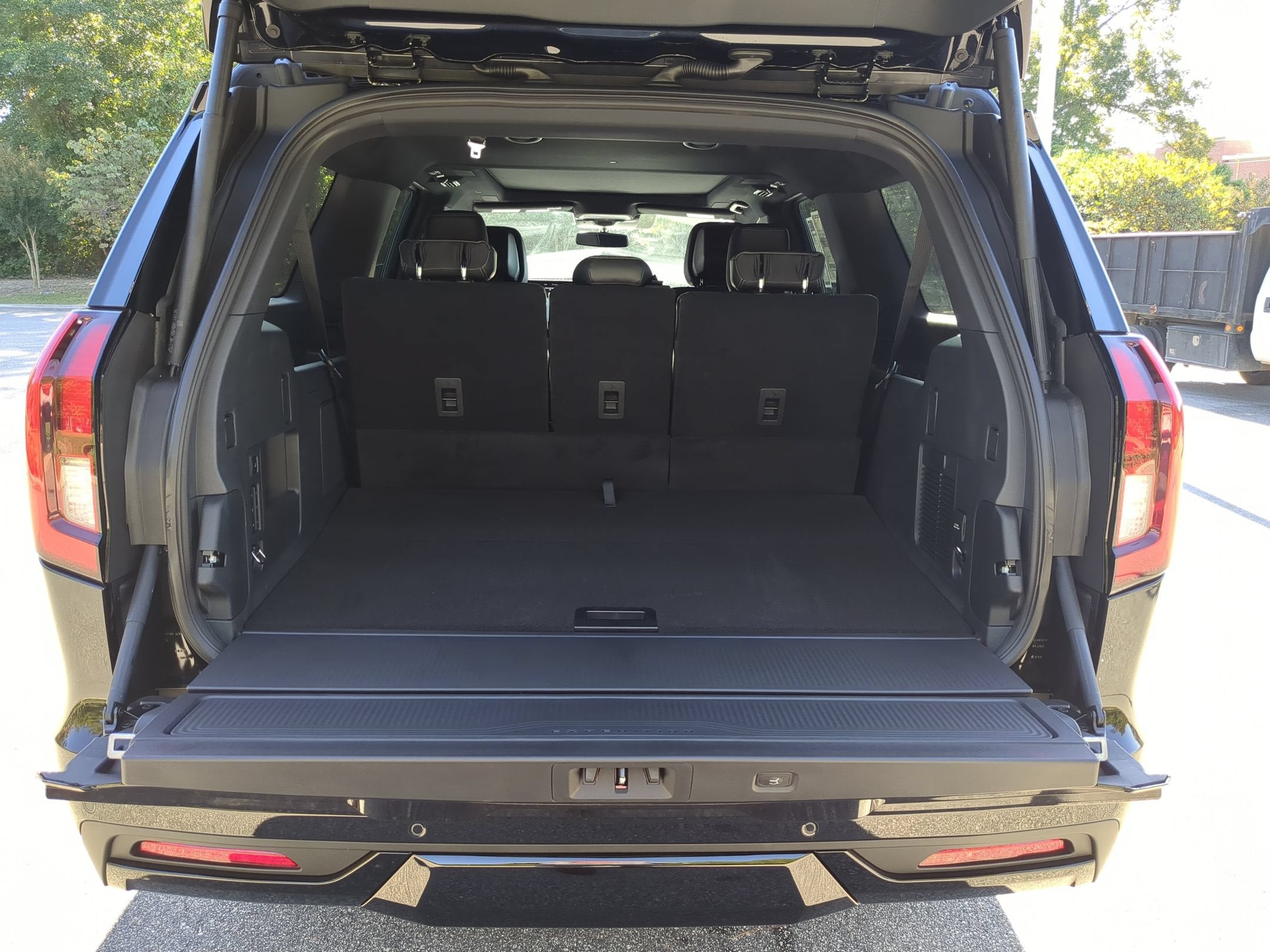 2027 Ford Expedition Max Platinum