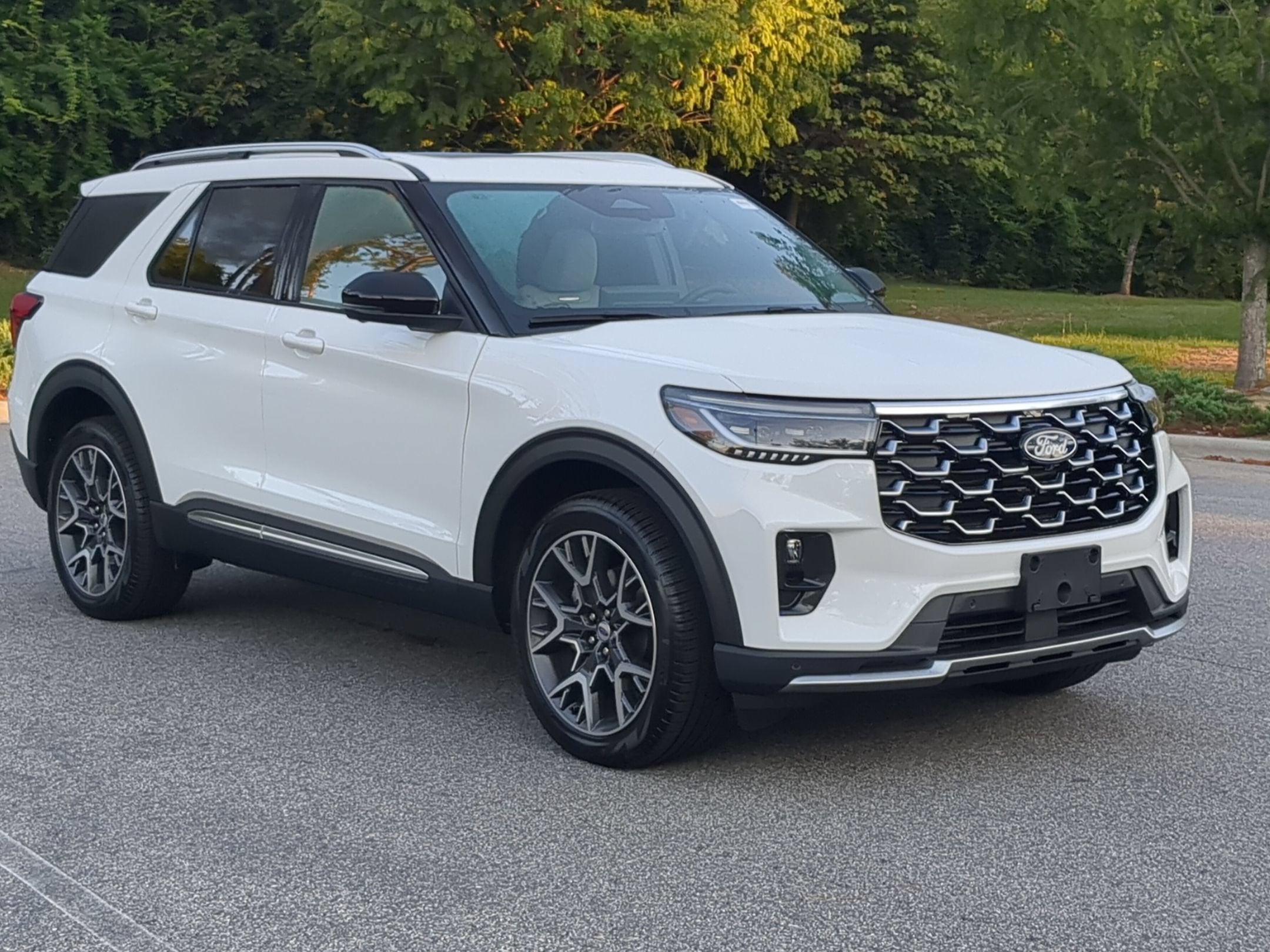 2027 Ford Explorer Platinum
