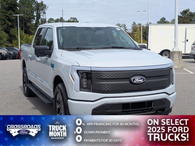 2025 Ford F-150 Lightning Flash
