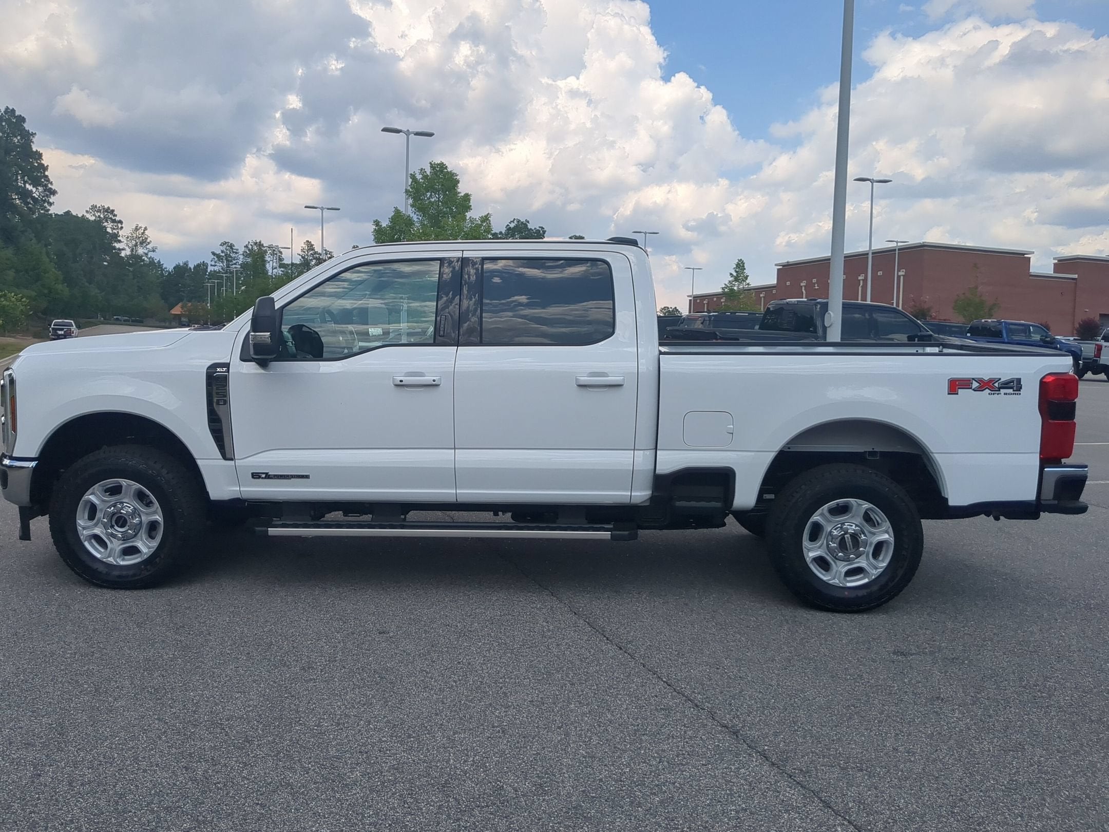 2026 Ford Super Duty F-250 SRW XLT