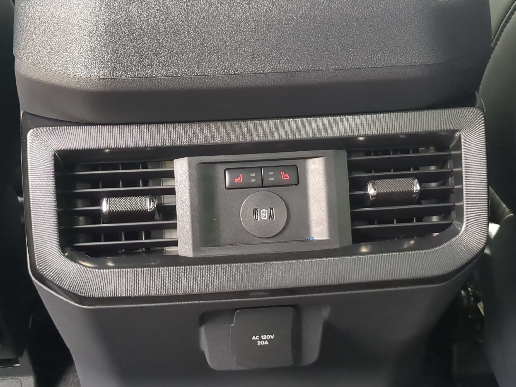 2027 Ford Super Duty F-350 SRW Platinum