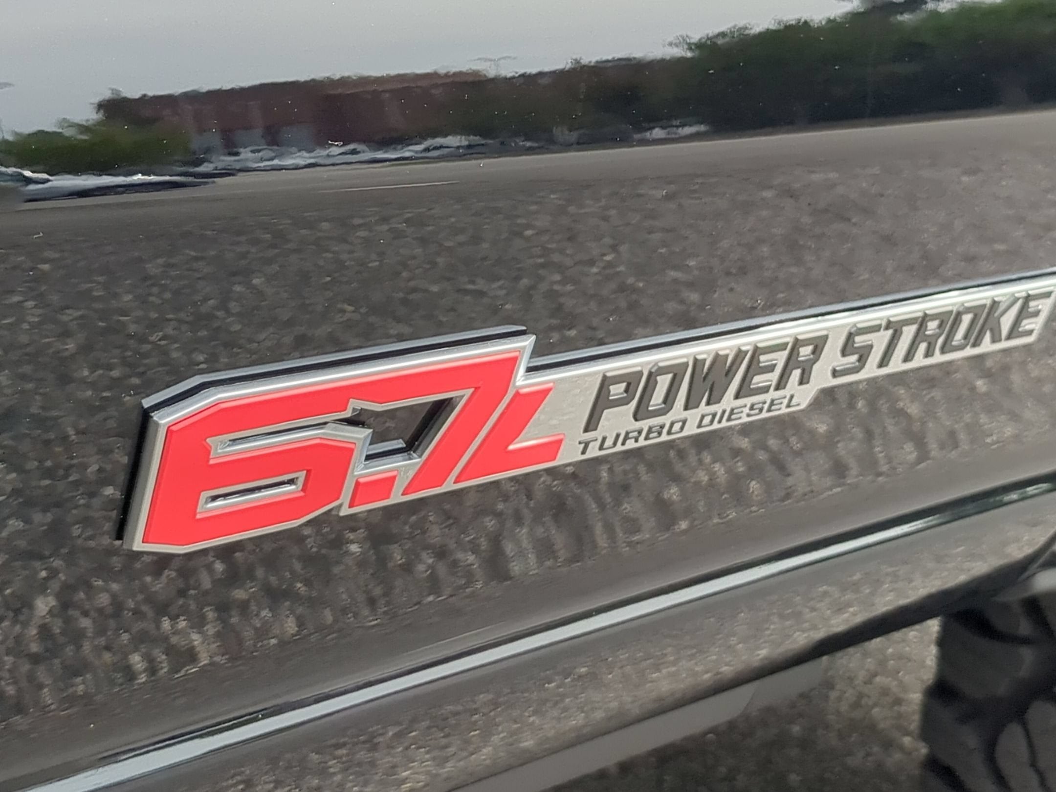 2027 Ford Super Duty F-350 SRW Platinum