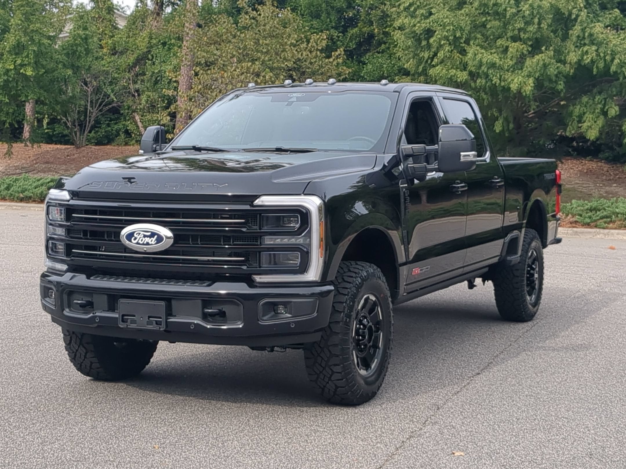 2027 Ford Super Duty F-350 SRW Platinum