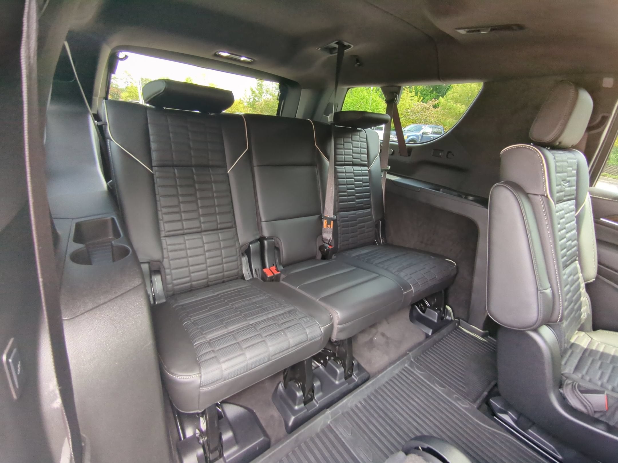 2024 Cadillac Escalade ESV 4WD Sport Platinum