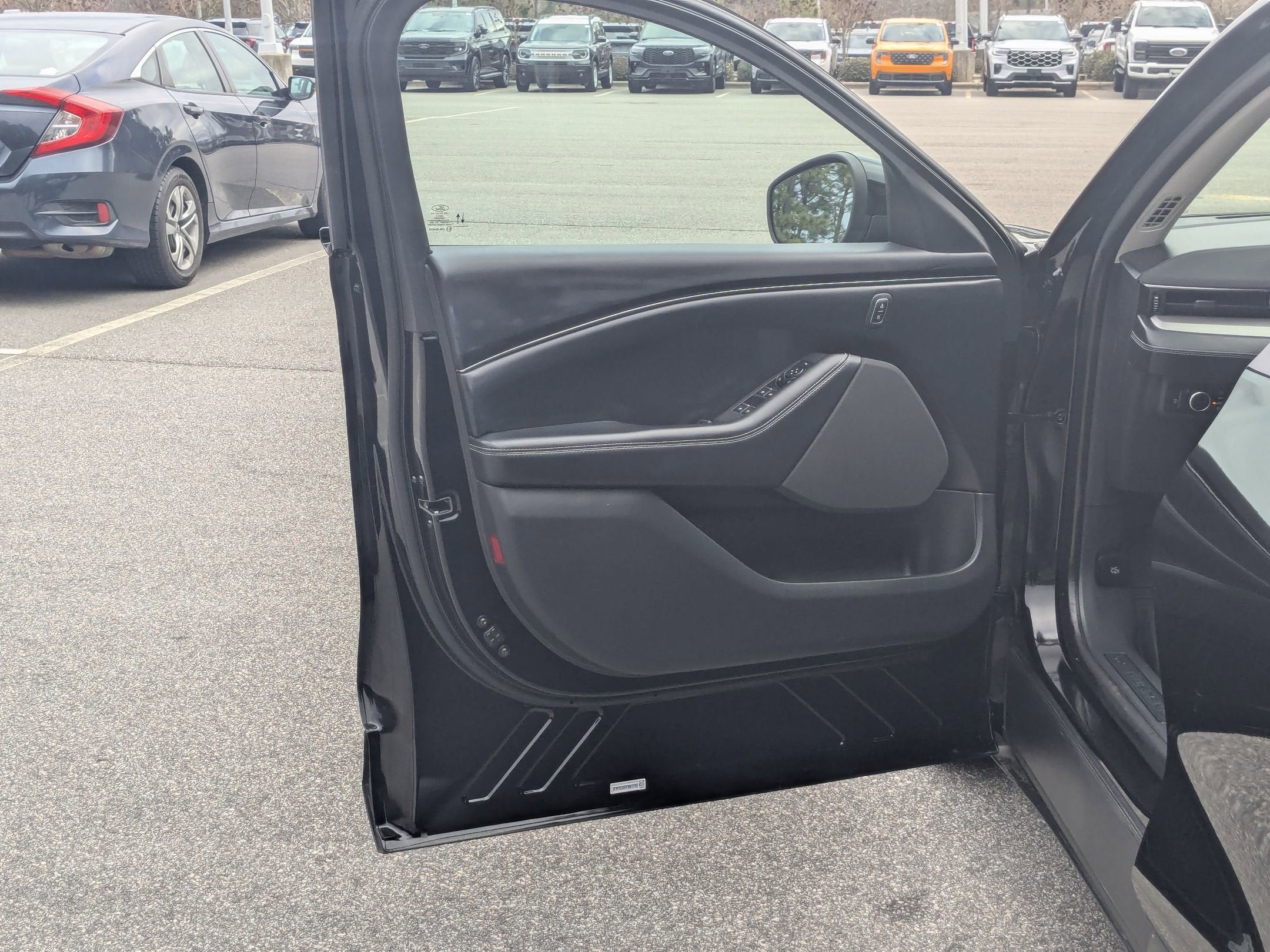 2023 Ford Mustang Mach-E Select