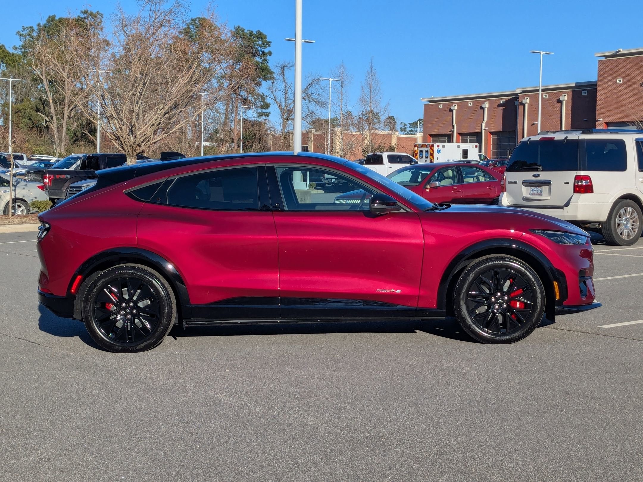 2025 Ford Mustang Mach-E Premium