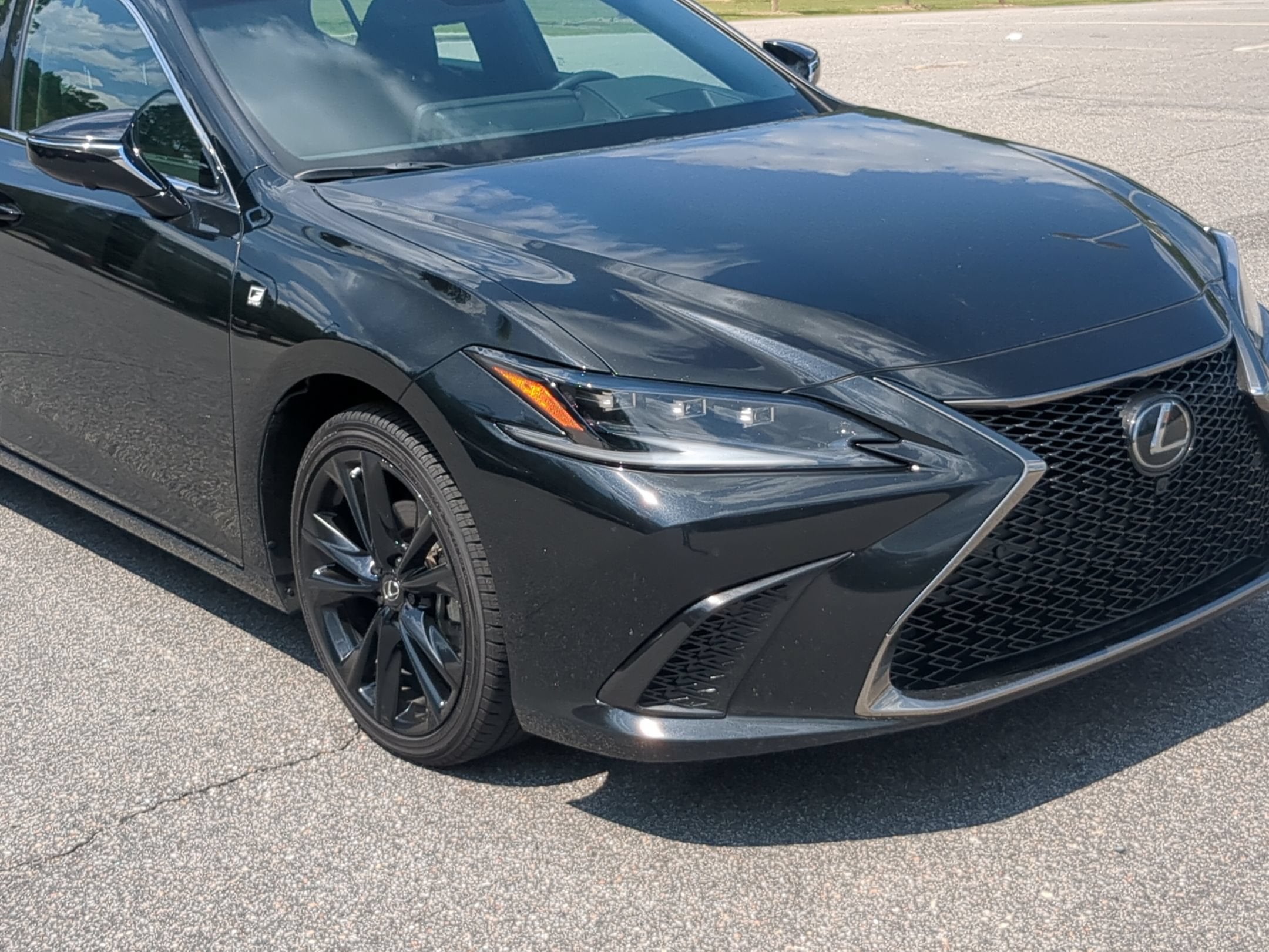 2024 Lexus ES ES 300h F SPORT Handling