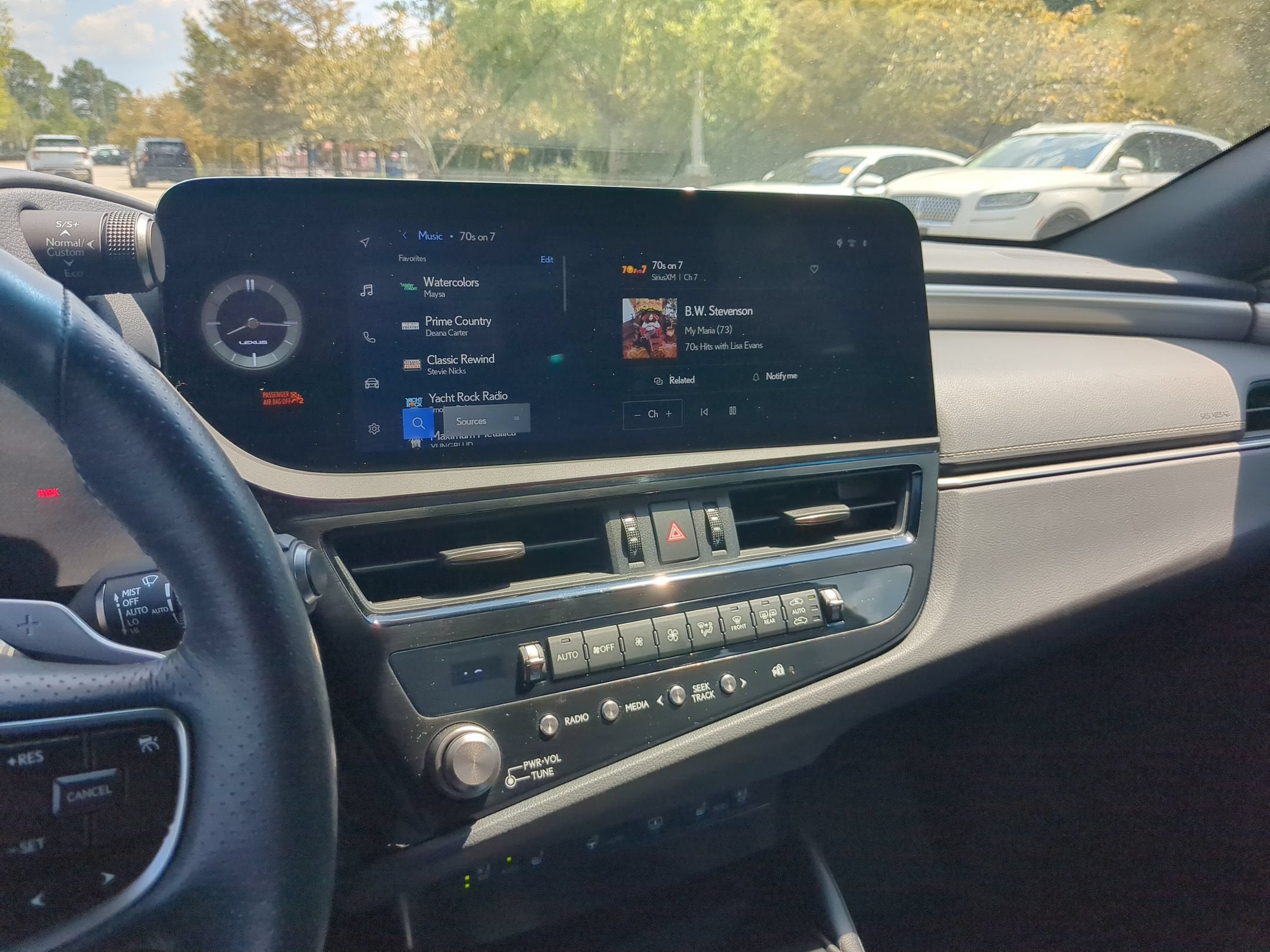 2024 Lexus ES ES 300h F SPORT Handling