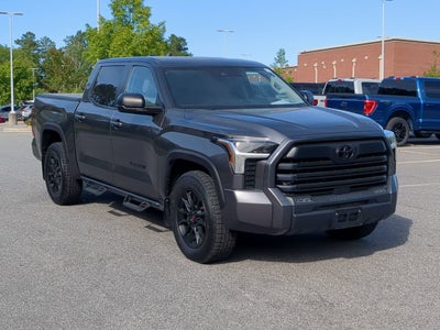 2024 Toyota Tundra 4WD SR5