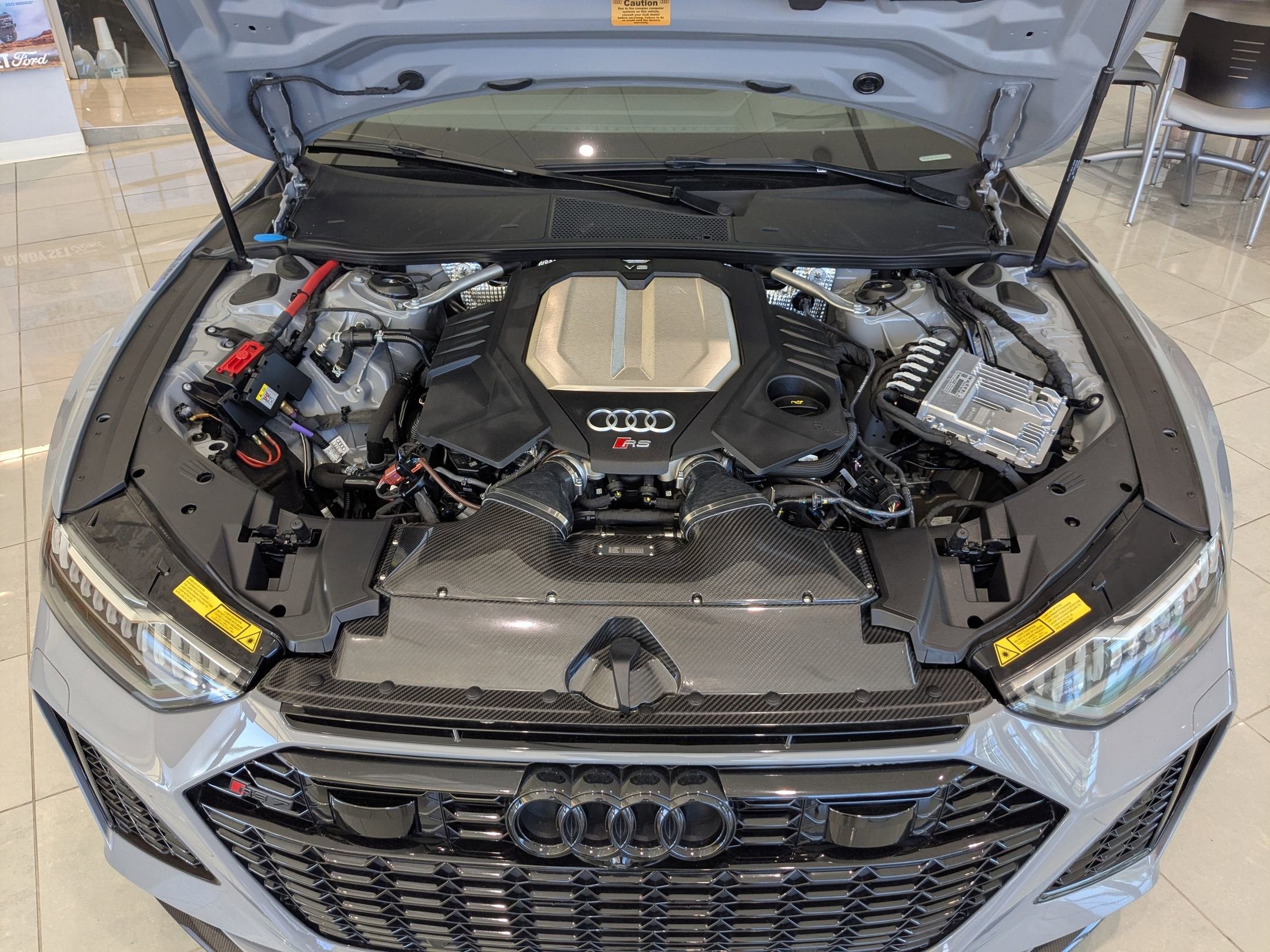 2023 Audi RS 7 4.0T
