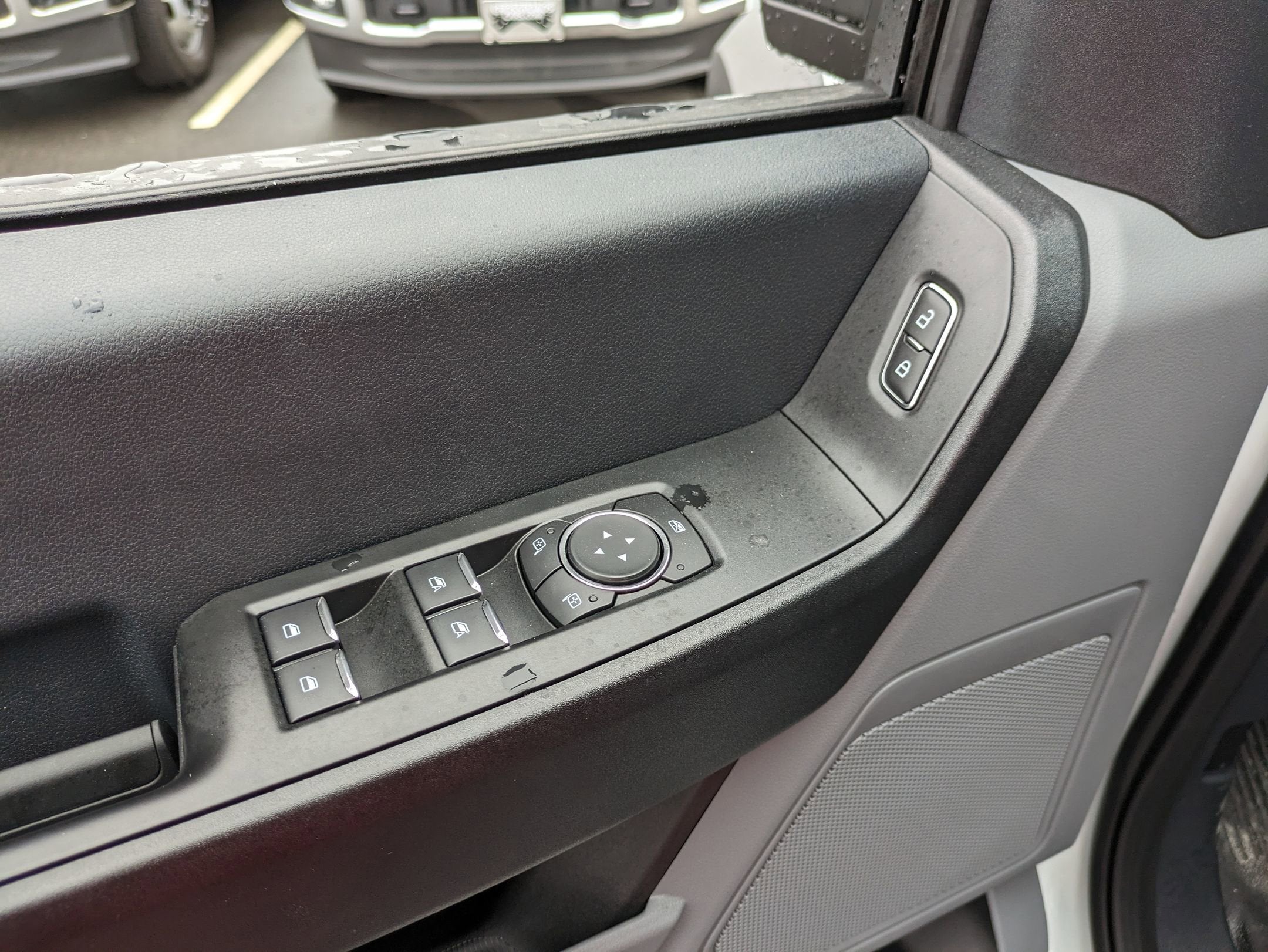 2025 Ford Super Duty F-550 DRW XL