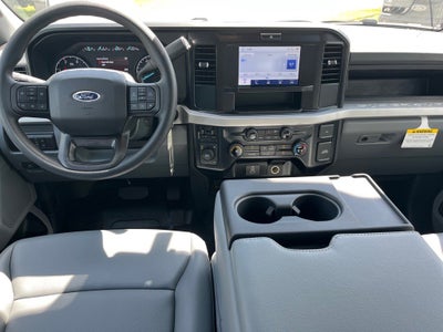 2025 Ford Super Duty F-350 DRW XL