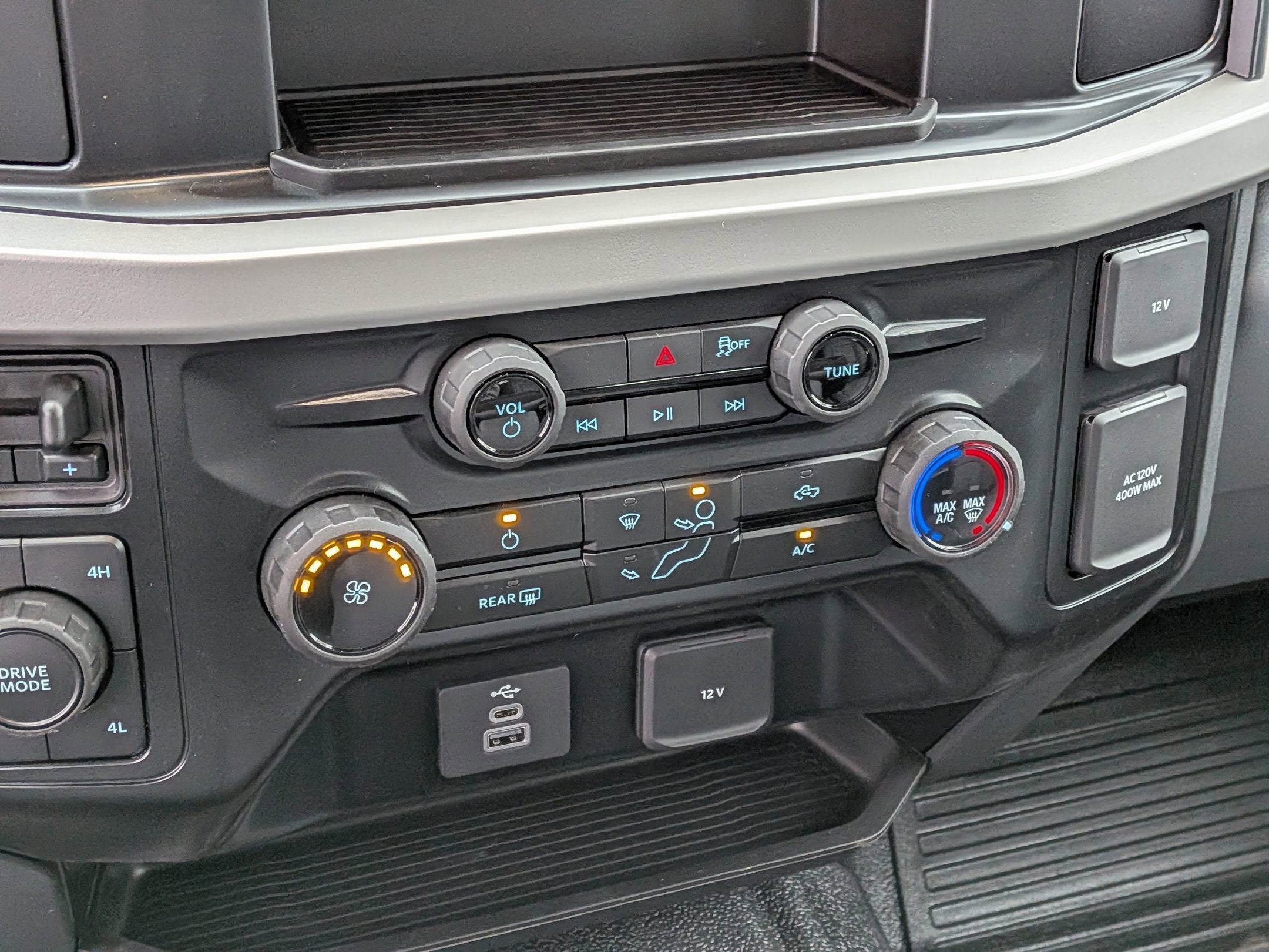 2025 Ford Super Duty F-350 SRW XL